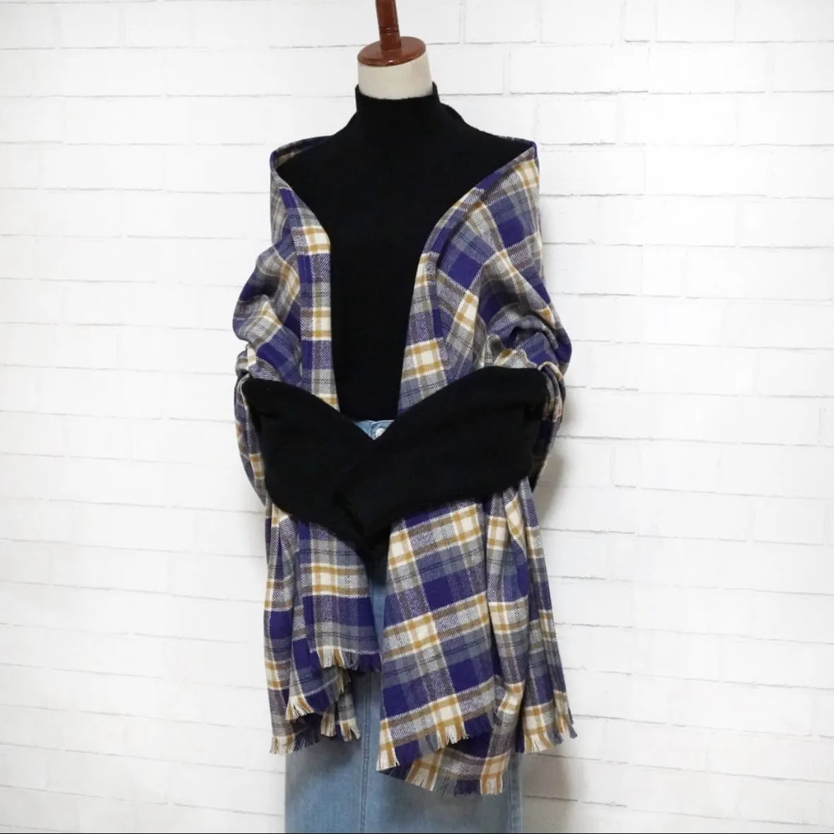 この優しい紫のショールの生地が無くなってしまった😭厚手で柔ら...